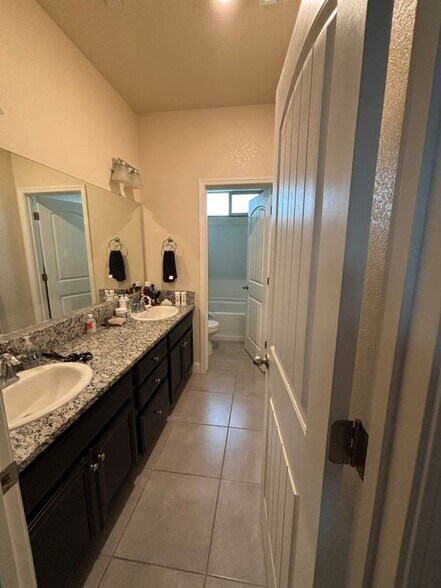 Building Photo - 3791 Bonifacio Way