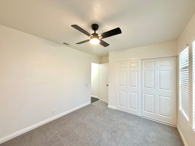 Building Photo - Spacious 4 Bedroom Home available In Alta Loma!