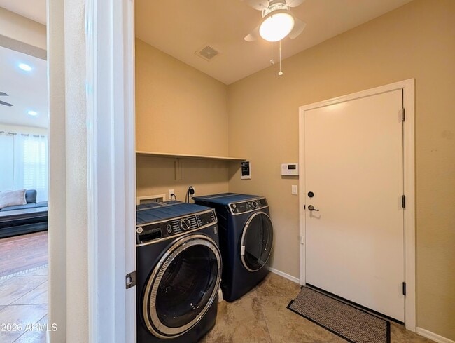 Building Photo - 14309 W Caribbean Ln