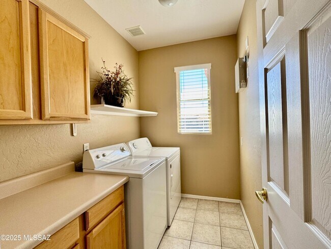 Building Photo - 755 W Vistoso Highlands Dr
