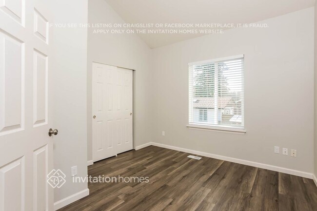 Building Photo - 7917 185th St Ct E