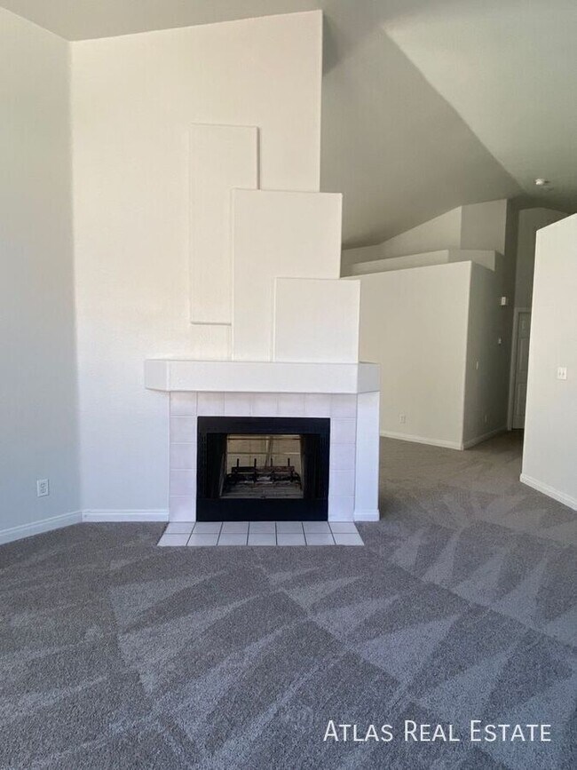 Building Photo - 181 Laguna Hills Ct