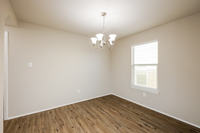 Building Photo - 5738 Red Canyon