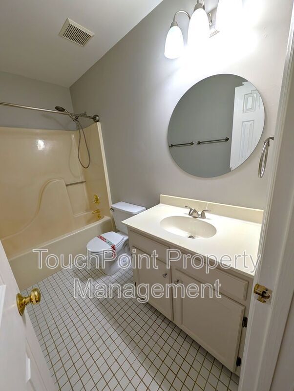 Building Photo - 9300 Harris Glen Dr