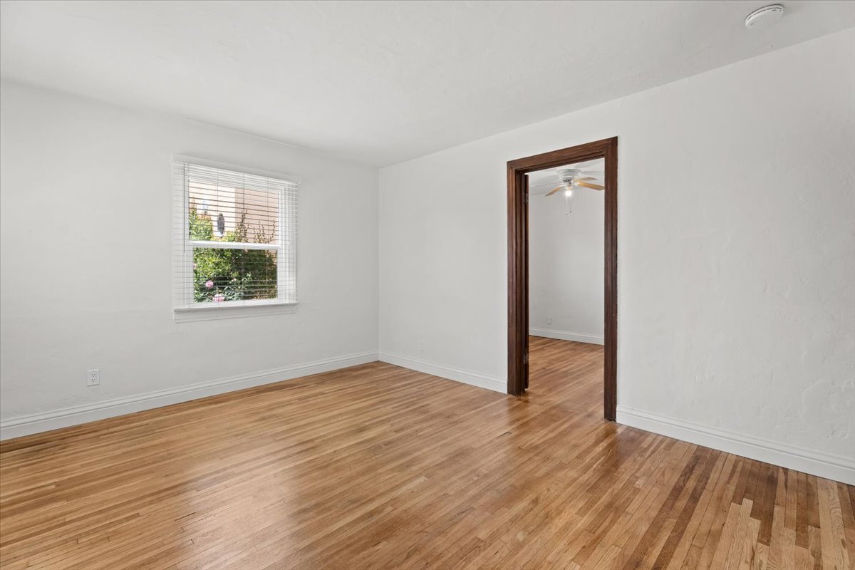 Building Photo - 4044 Huron Ave