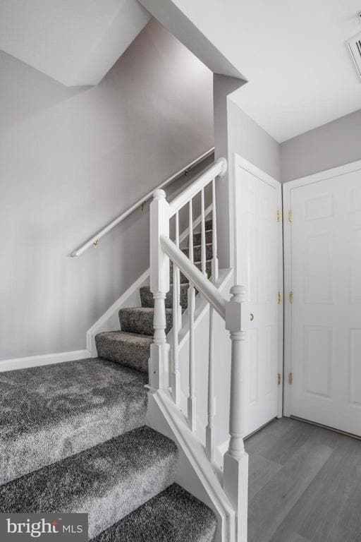 Building Photo - 12765 Fair Crest Ct