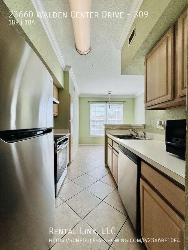 Building Photo - 23660 Walden Center Dr