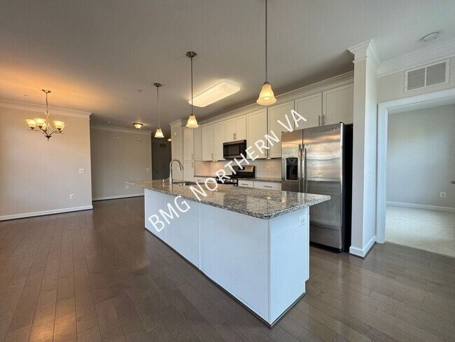 Building Photo - 13740 Endeavour Dr