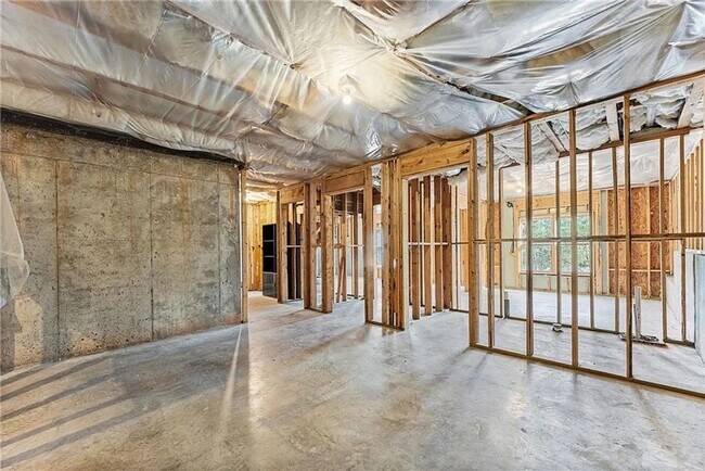 Building Photo - Beautiful home in Stratford on Lanier-5 bed 3 bath in sought after swim, tennis and lake community!
