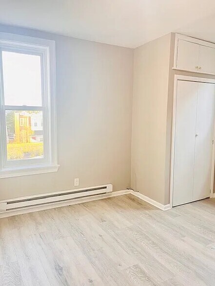 Building Photo - 1226 W Westmoreland St