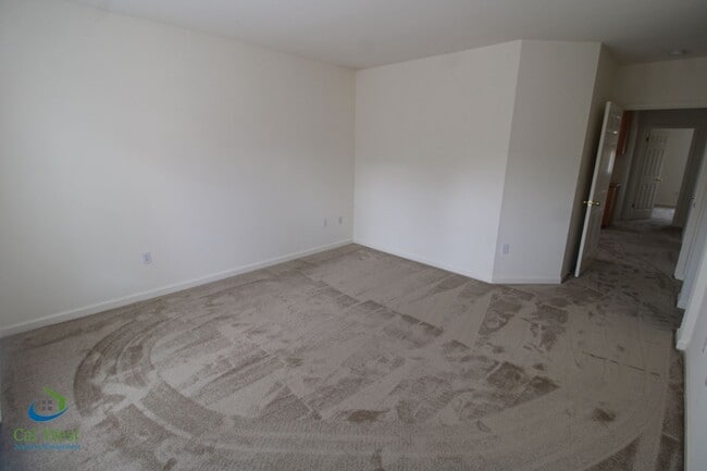 Building Photo - $6,295 - Gorgeous 2 Story 3 Bedroom 2.5 Bath Home steps away from Downtown Mountain View and Cal ...