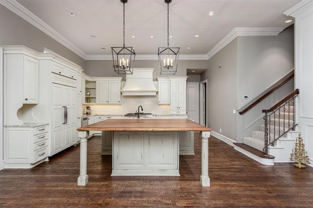 Building Photo - 5375 Spicewood Ln