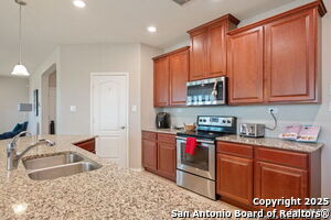 Building Photo - 7910 Emmeline Dr