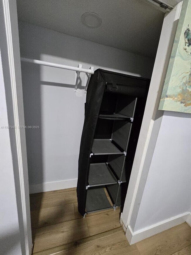 Building Photo - 845 NW 3rd St