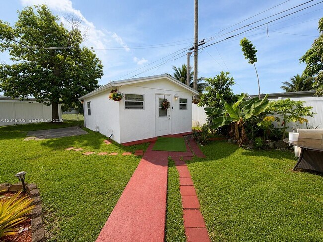 Building Photo - 6118 Mayo St