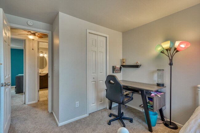 Building Photo - Charming 4 Bed 2 Bath Home in 80917!!!