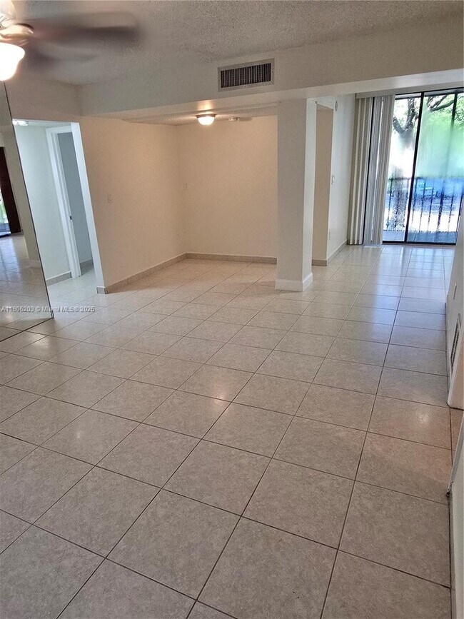 Building Photo - 8600 SW 133rd Avenue Rd