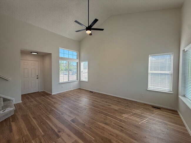 Building Photo - 4810 Ardley Dr