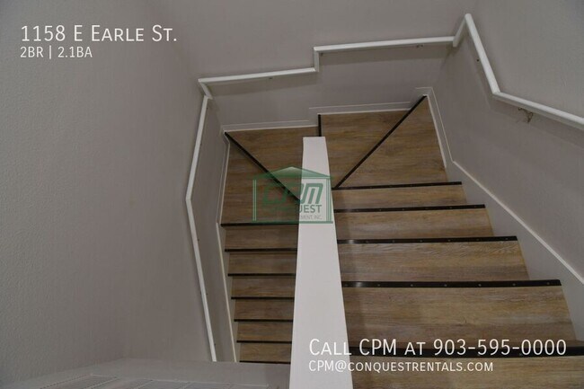 Building Photo - 1158 E Earle St
