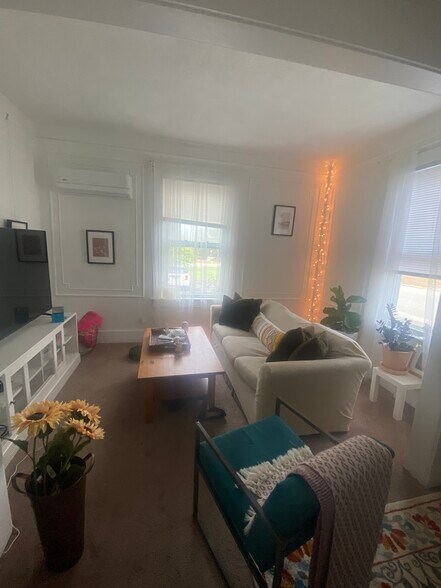 Building Photo - 101 Hynes Ave