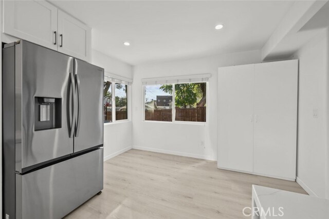 Building Photo - 4718 La Crescenta Ave