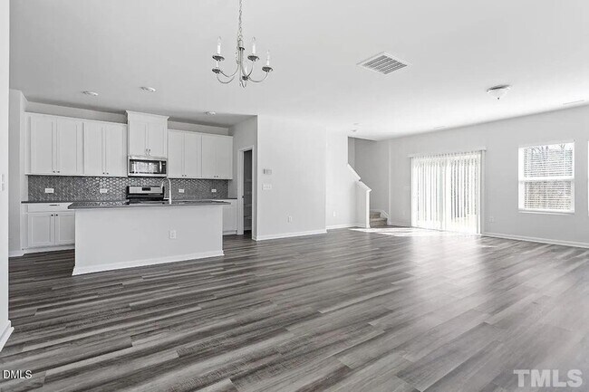 Building Photo - 1195 Chestnut Bluff Run