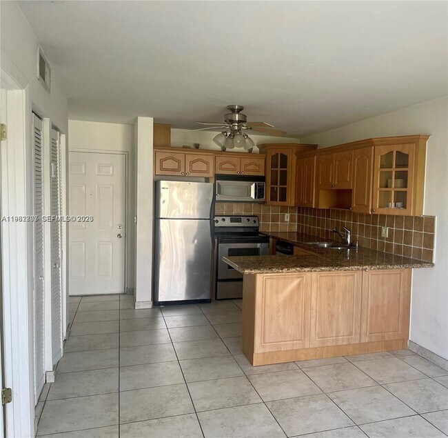 Building Photo - 8240 SW 210th St