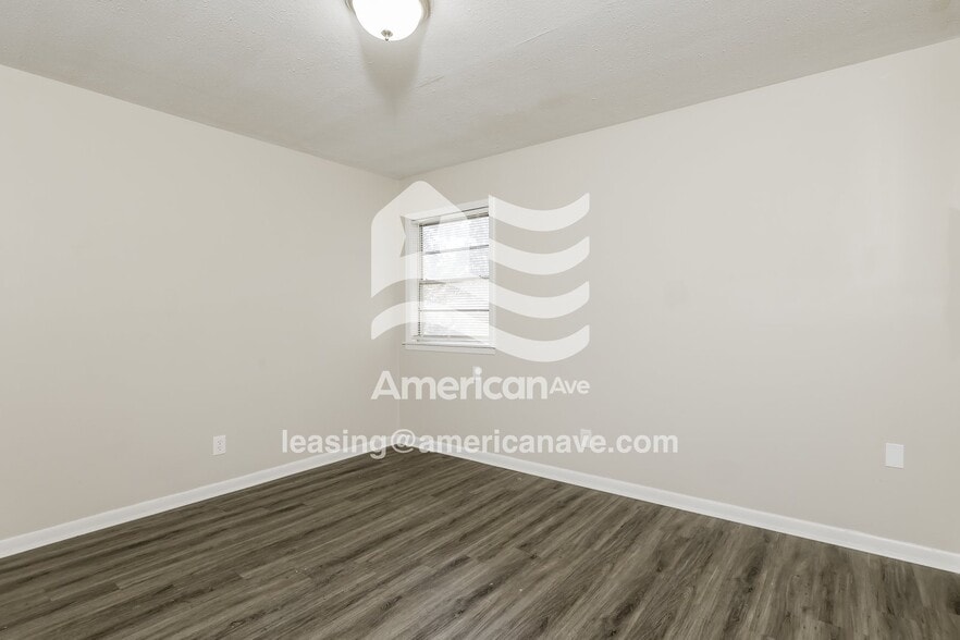 Building Photo - 435 McDowell Park Cir