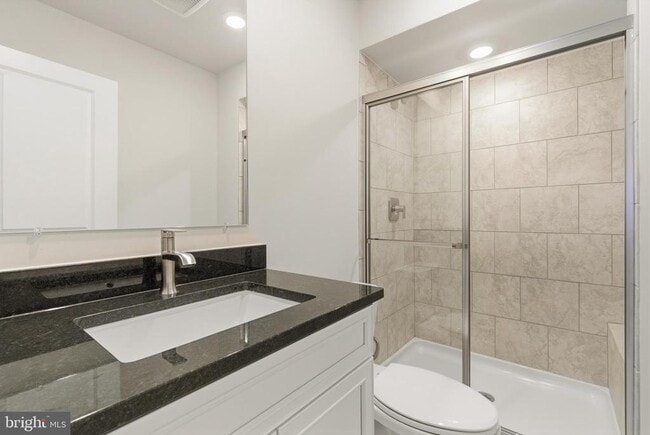 Building Photo - 1715 Water Xing Rd