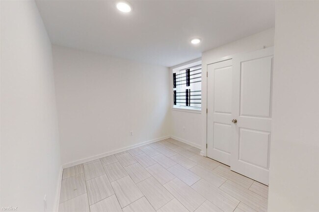 Building Photo - 4 br, 3 bath Duplex - 1834 N Bouvier ST Un...