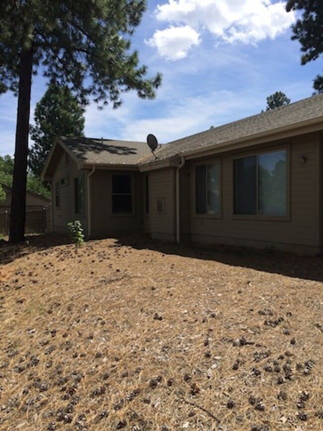 Building Photo - Sweet 3 bedroom single level home in Bould...