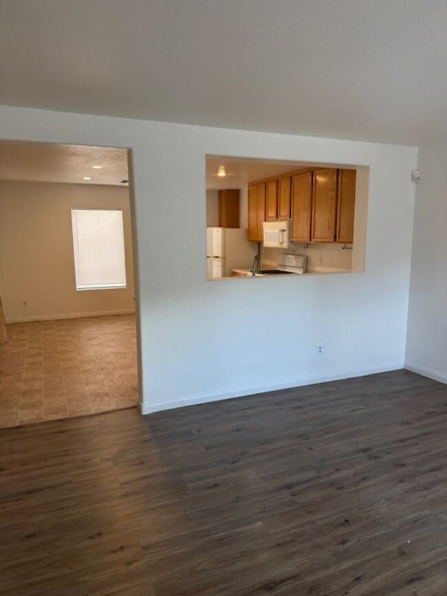 Building Photo - 3 bedroom home in Rhodes Ranch