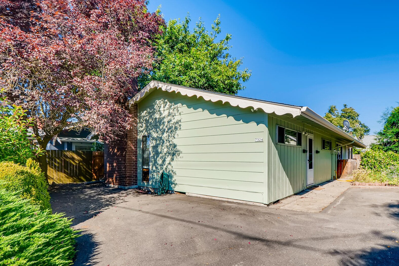 Building Photo - 7326 N Greeley Ave