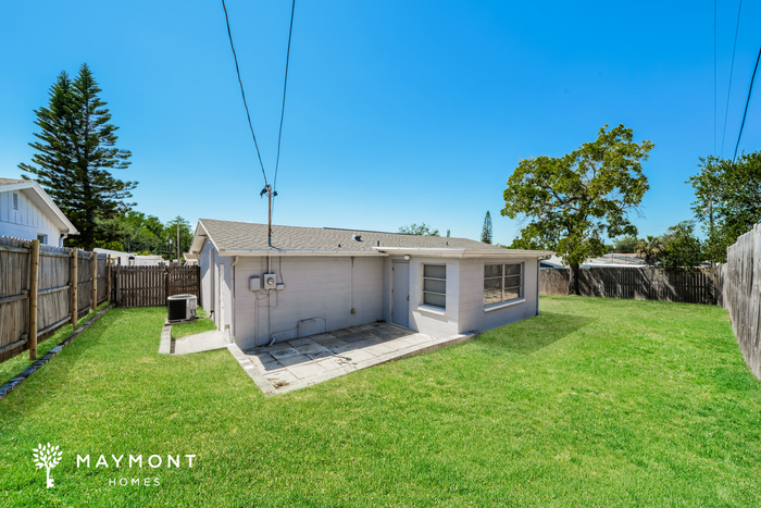 Building Photo - 3420 Ottway Dr