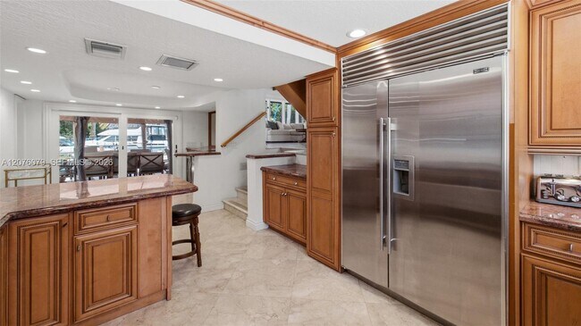 Building Photo - 2613 Tortugas Ln