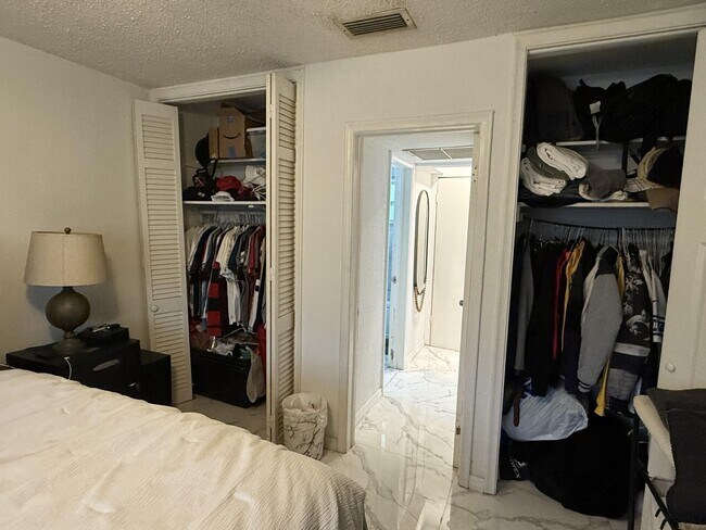 Building Photo - 2641 Polk St