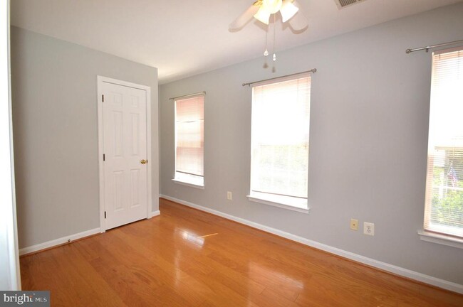 Building Photo - 25492 Freda Ln