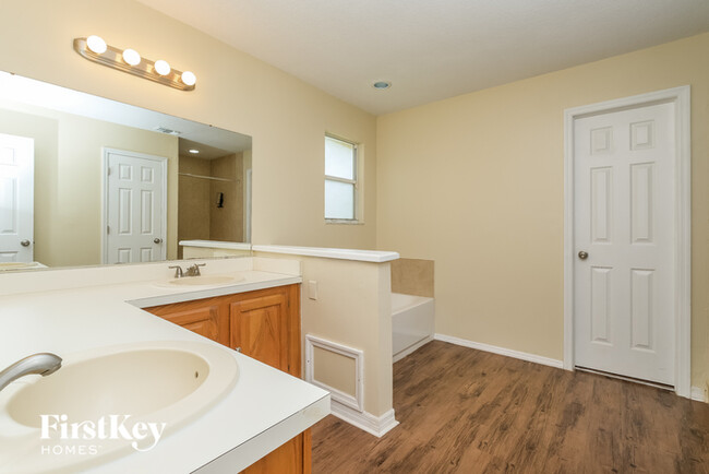Building Photo - 3611 Elk Ridge Ln