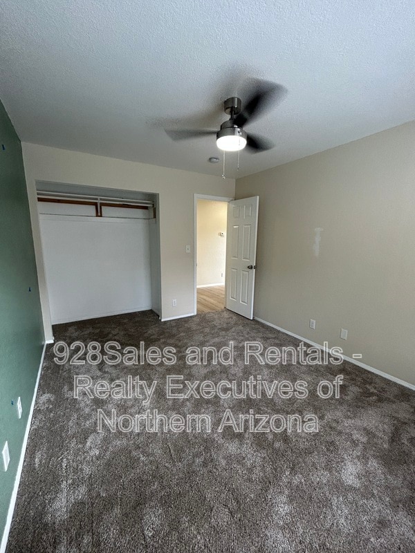 Building Photo - 6142 N Christmas Tree Ln