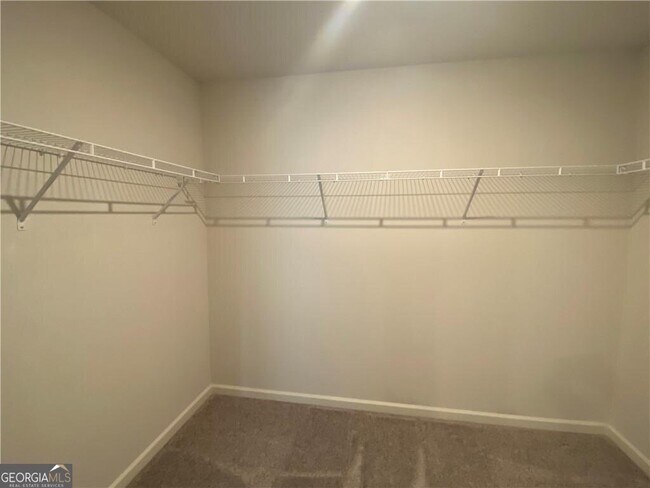 Building Photo - 536 Pemberton St