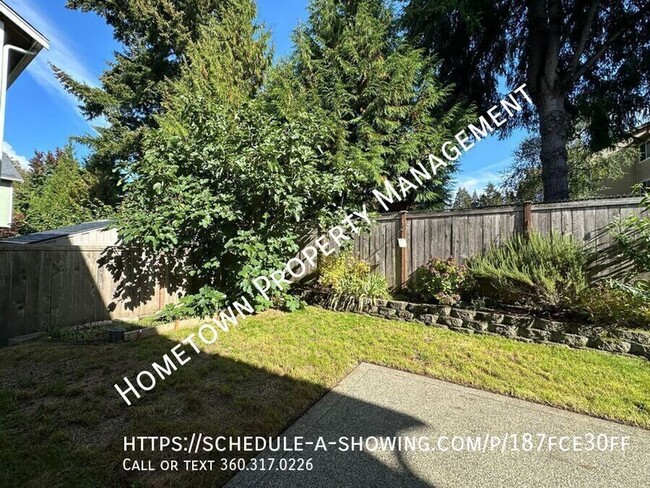 Building Photo - Beautiful 4 Bedroom 2.5 Bath Home - Availa...