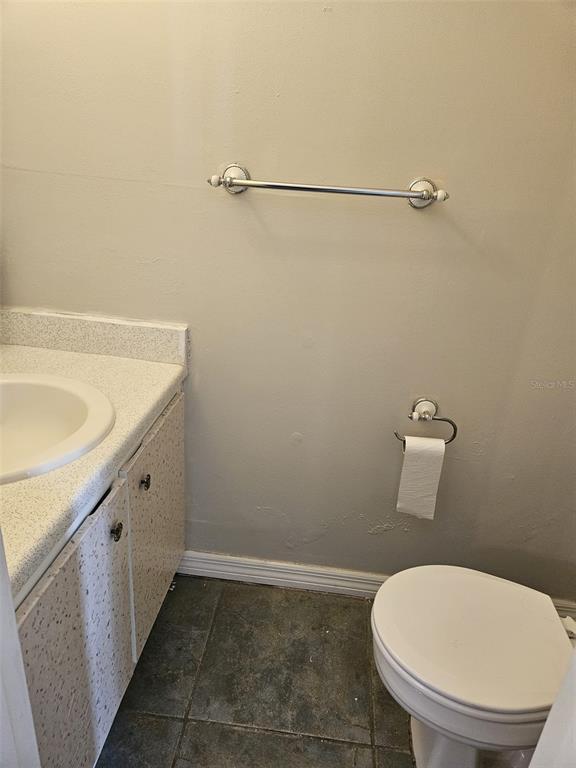 Building Photo - 672 Leslie Ct