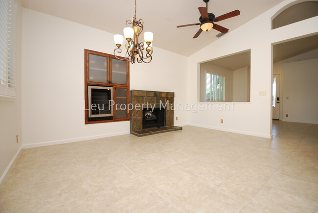 Building Photo - 1262 Knopfler Cir