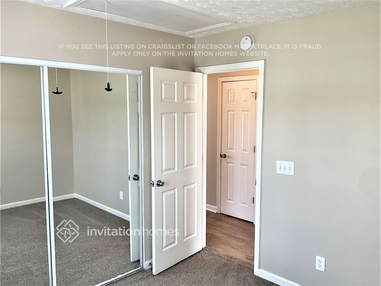 Building Photo - 662 Bedford Ct