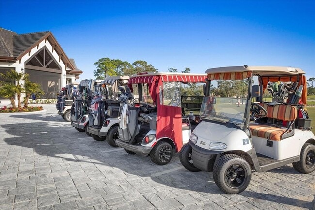 Building Photo - 4 Jasmine Run