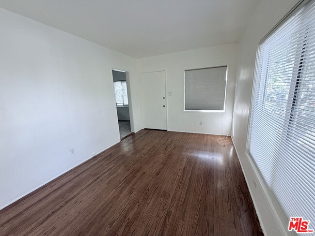 Building Photo - 1160 N Spaulding Ave