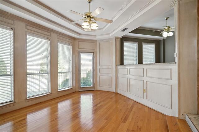 Building Photo - 300 Timber Lake Dr