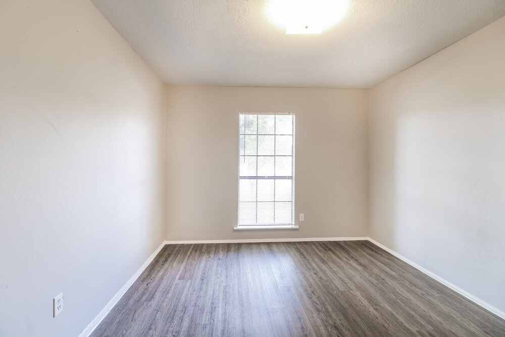 Building Photo - 5011 Ridge Manor Dr