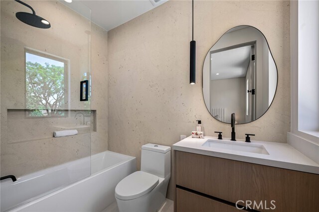 Building Photo - 16728 Morrison St