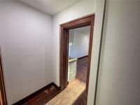 Building Photo - 107 E Stone St